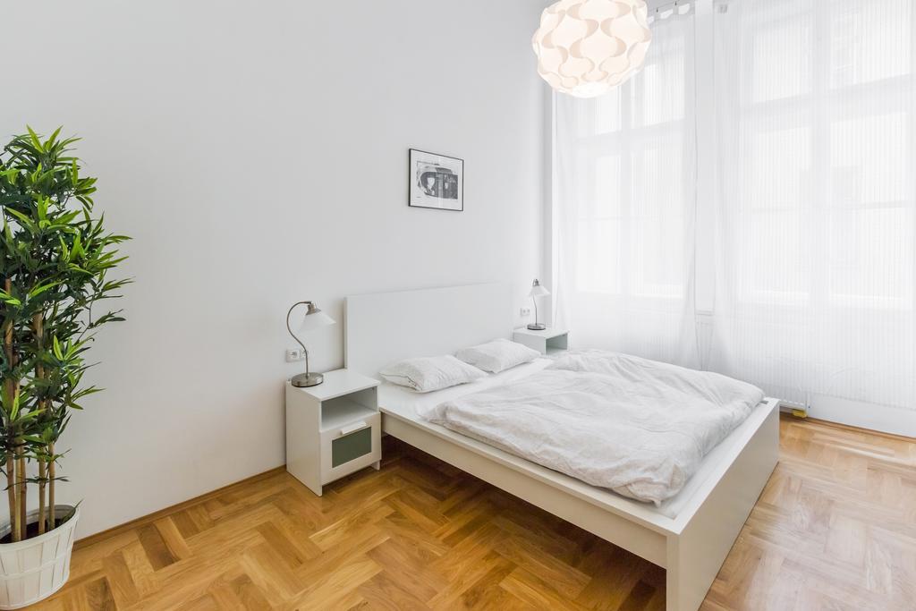 Apartment Jindrisska Prague Exterior photo